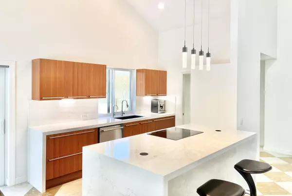 214 River Park DR, Jupiter, FL 33477