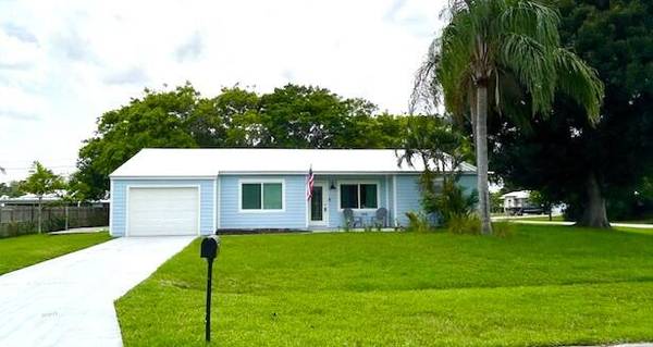 1702 SE Duma TER, Port Saint Lucie, FL 34952