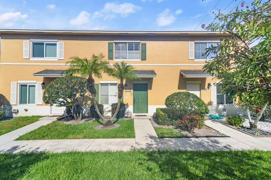 508 W Bloxham ST, Lantana, FL 33462