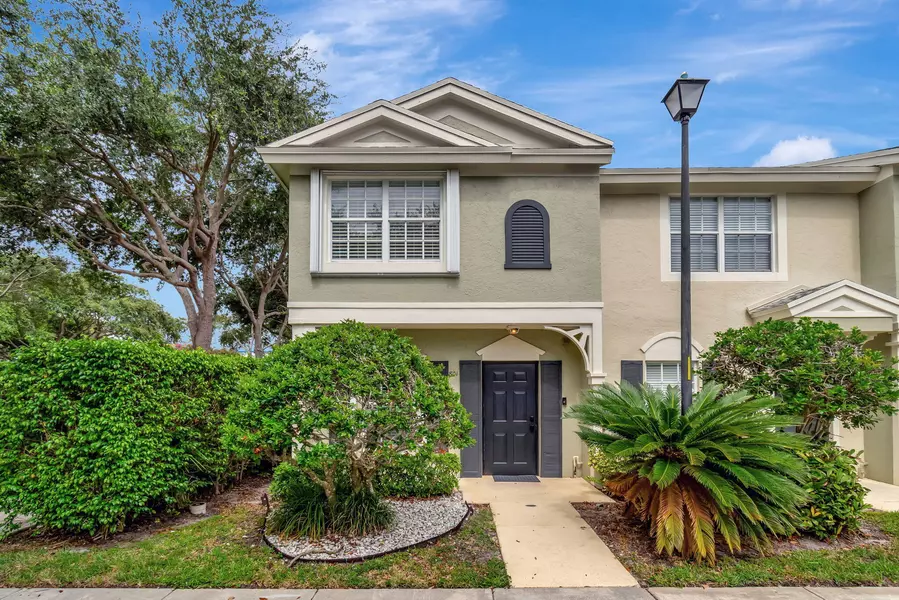 801 Kokomo Key LN, Delray Beach, FL 33483