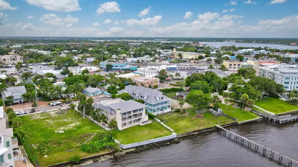Stuart, FL 34994,15 SE Seminole ST