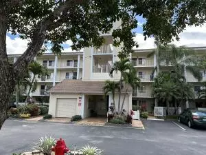 Delray Beach, FL 33446,7270 Ashford 208 PL 208