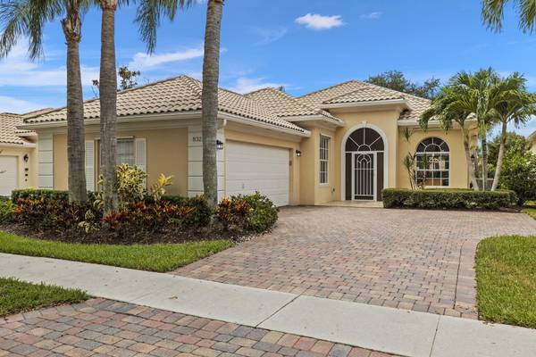 8322 Dominica PL, Wellington, FL 33414