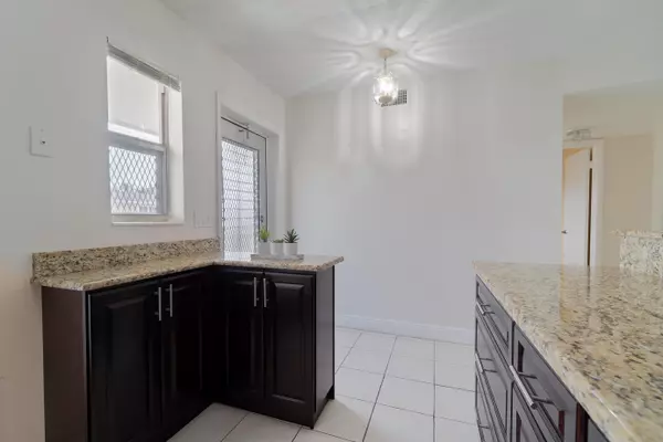 Boynton Beach, FL 33435,2181 NE 1st CT 203