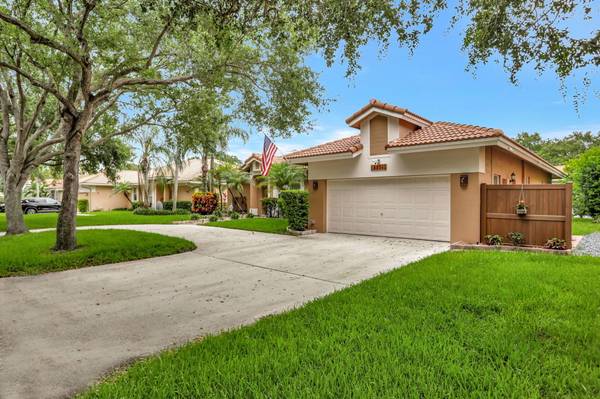 6214 NW 45th TER, Coconut Creek, FL 33073