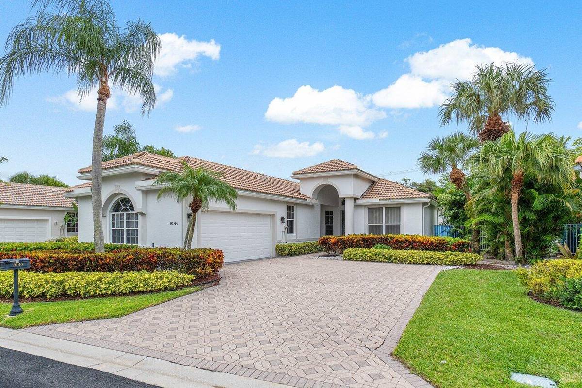 Boca Raton, FL 33496,9140 Long Lake Palm DR