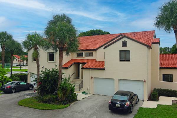 20 Via De Casas Sur 201, Boynton Beach, FL 33426