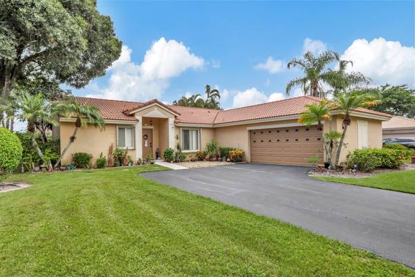 5562 NW 41st AVE, Coconut Creek, FL 33073