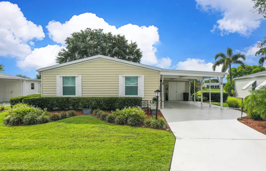 7849 Meadowlark LN, Port Saint Lucie, FL 34952