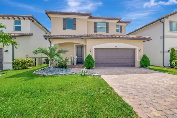 Lake Worth, FL 33463,6848 Langdon WAY