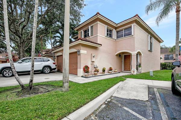 9715 NW 23rd CT, Pembroke Pines, FL 33024