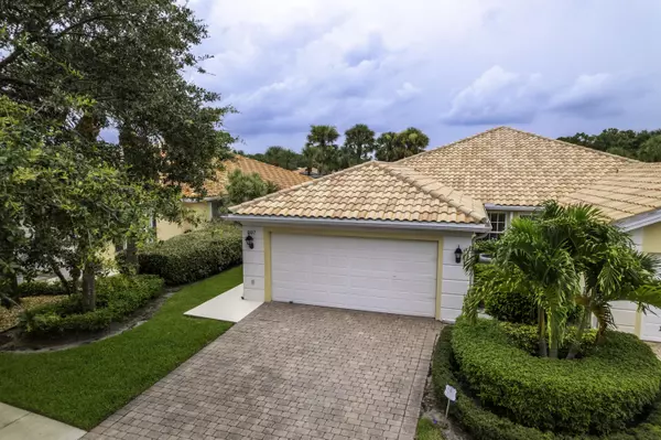 997 SW Balmoral Trce TRCE, Stuart, FL 34997