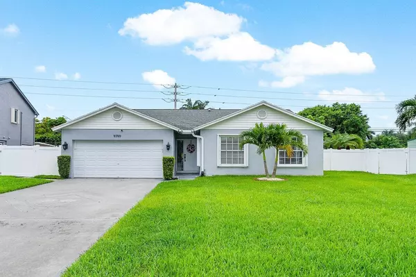 9799 Goldenrod DR, Boynton Beach, FL 33437