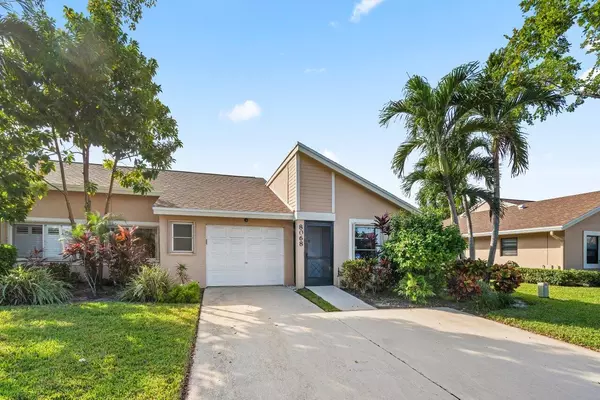 Boca Raton, FL 33496,8068 Sweetbriar WAY