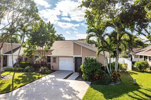 Boca Raton, FL 33496,8068 Sweetbriar WAY