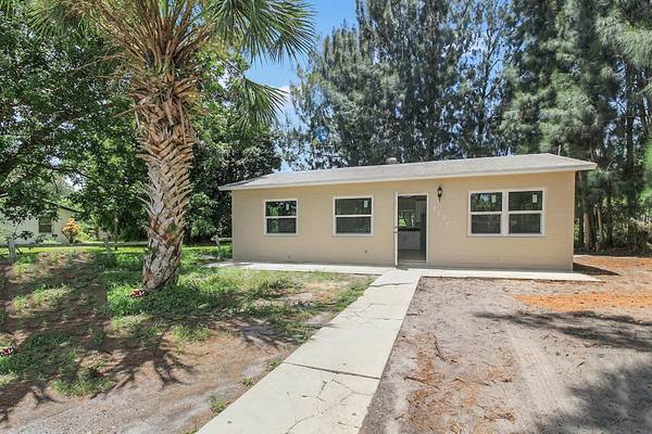 5007 Barcelona AVE,  Fort Pierce,  FL 34946