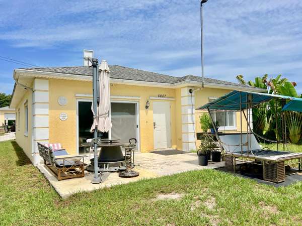 Fort Pierce, FL 34982,6807 S Indian River DR