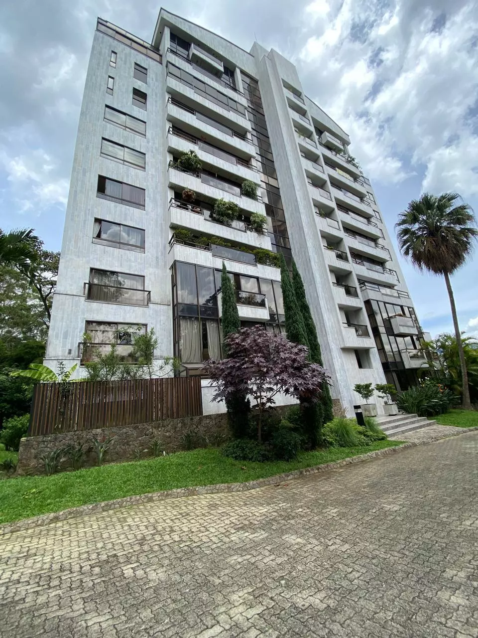 Out Of Country, 00000,34-85 Calle 16 A Sur