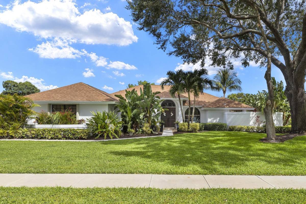 Wellington, FL 33414,15655 Meadow Wood DR