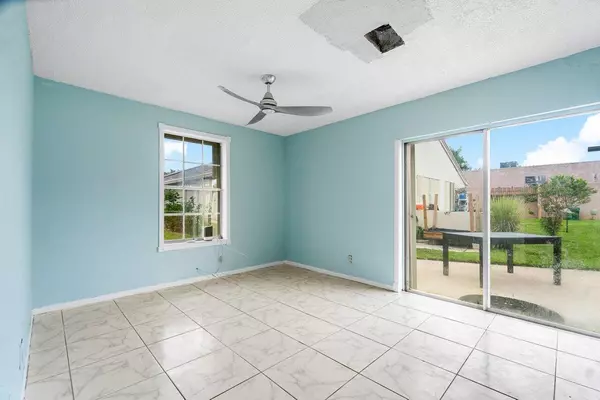 Davie, FL 33324,8050 SW 19th CT