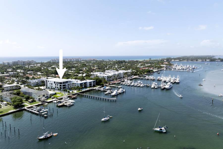 2323 Lake Dr Unit 302, Singer Island, FL 33404