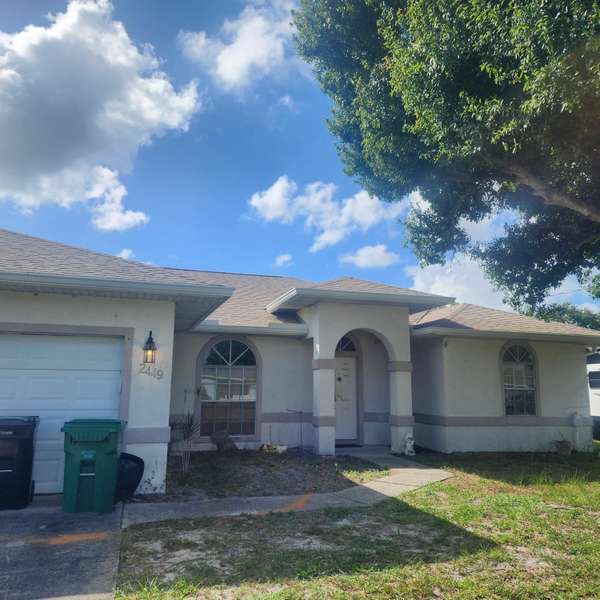 2449 SE Rock Springs DR, Port Saint Lucie, FL 34952