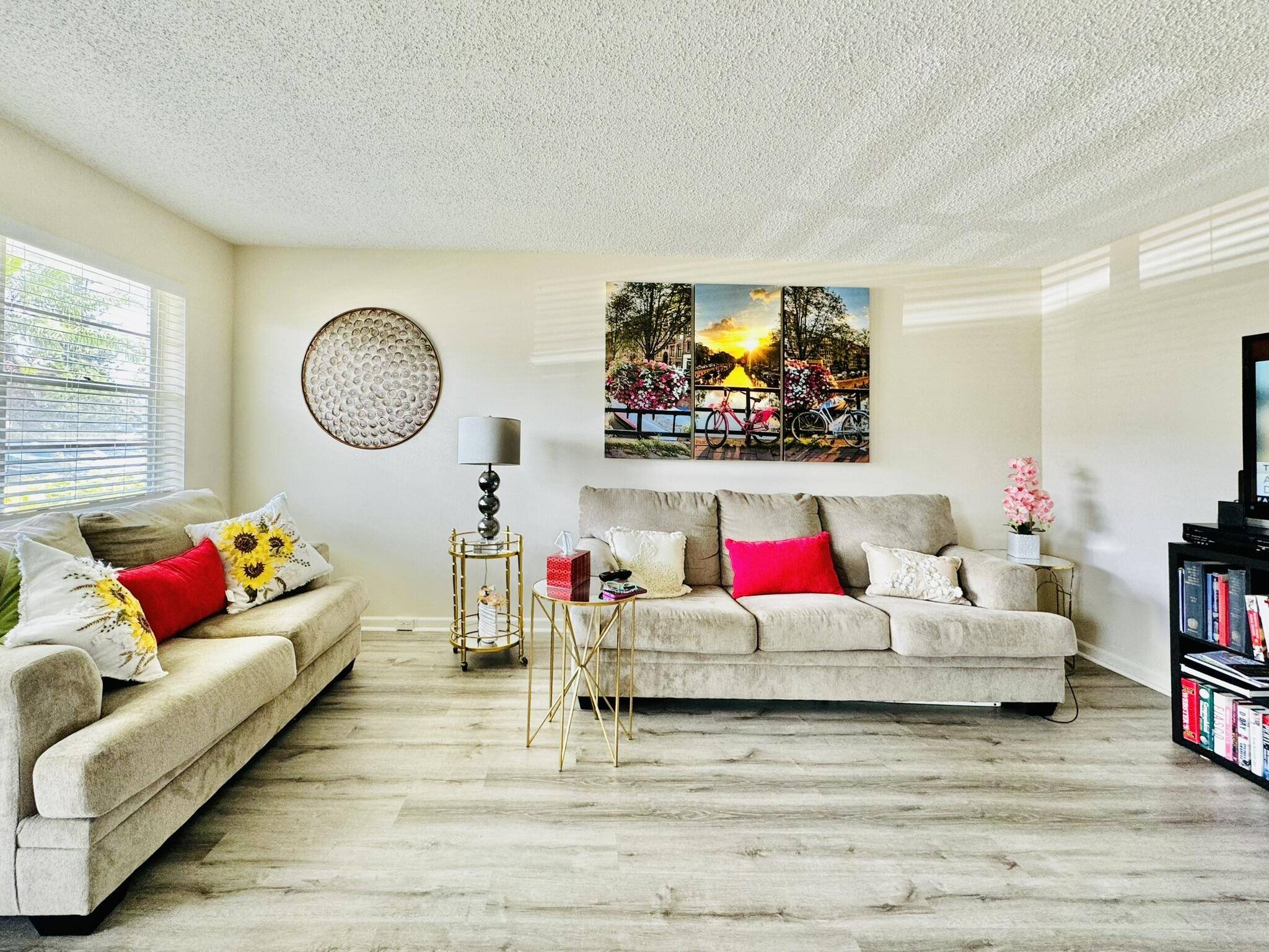 West Palm Beach, FL 33417,67 E Kent