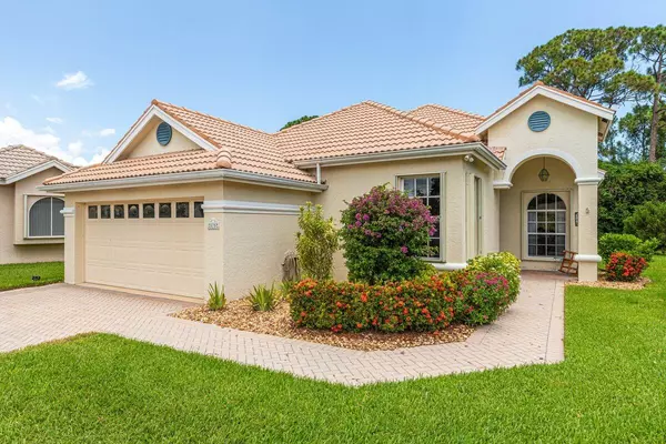 575 SW St Kitts Cove, Port Saint Lucie, FL 34986