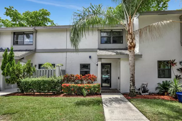 3495 S Carambola CIR 2492, Coconut Creek, FL 33066