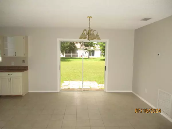 Port Saint Lucie, FL 34952,2480 SE Rock Springs DR