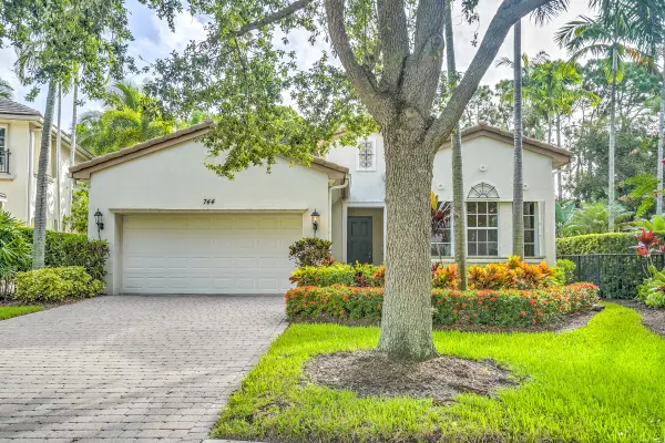 Palm Beach Gardens, FL 33410,744 Bocce CT