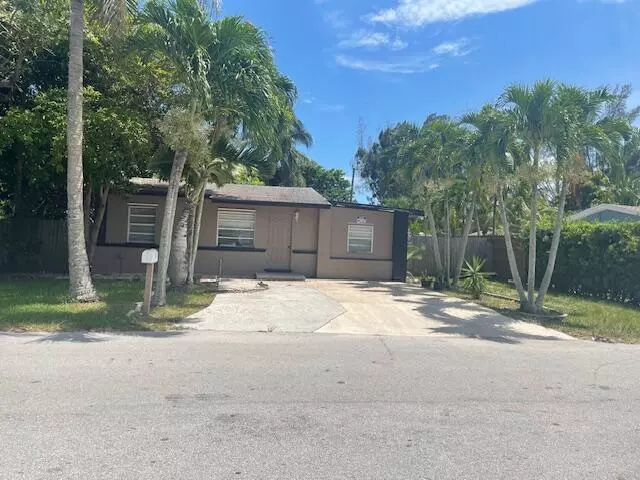 4424 Kent AVE, Lake Worth, FL 33461