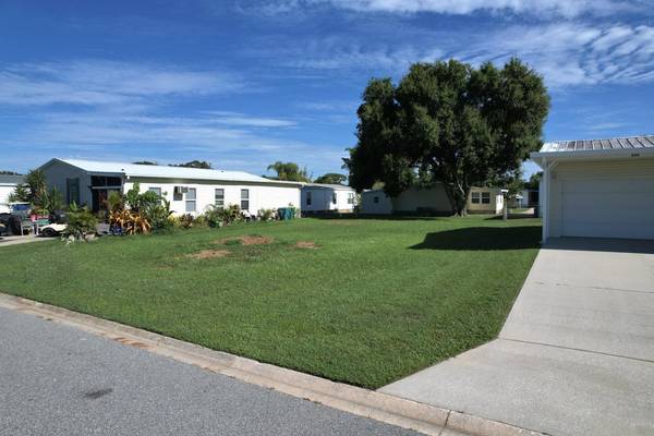 Barefoot Bay, FL 32976,822 Vireo DR