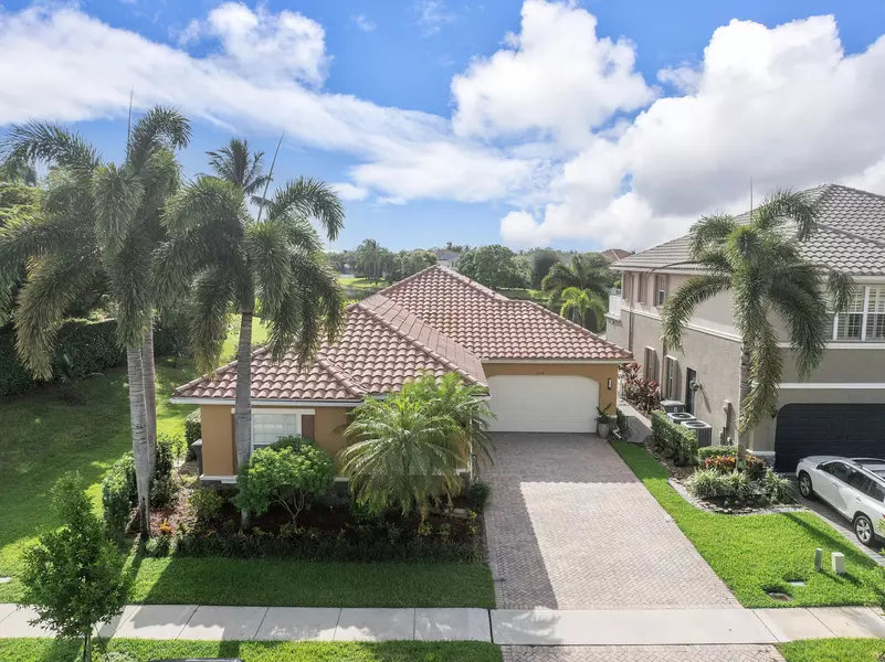 9556 Cobblestone Creek DR, Boynton Beach, FL 33472