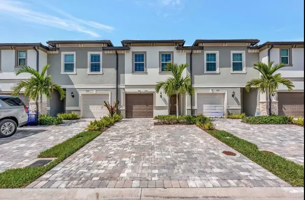 Lauderdale Lakes, FL 33311,3247 Watercress DR