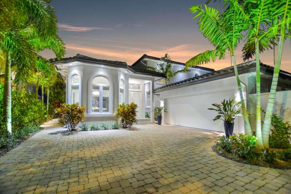 Lake Worth Beach, FL 33460,3 Lakeside Palms CT