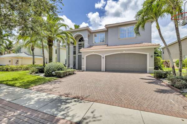 15619 Messina Isle CT, Delray Beach, FL 33446