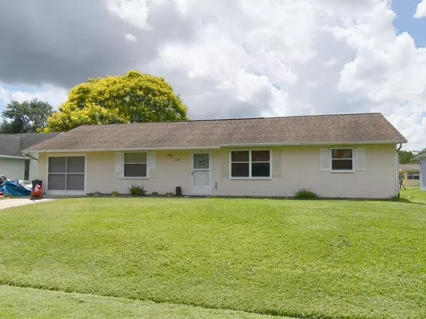 464 SW Dolores AVE, Port Saint Lucie, FL 34983