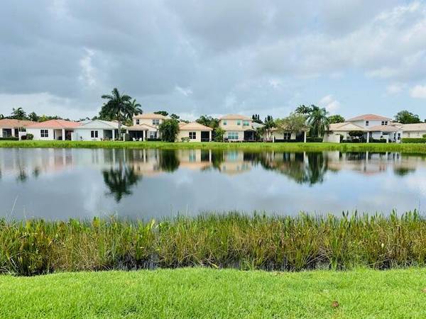 Palm Beach Gardens, FL 33418,128 Isle Verde WAY