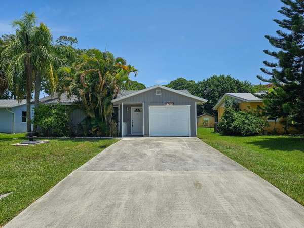 Stuart, FL 34997,5709 SE Normandy AVE