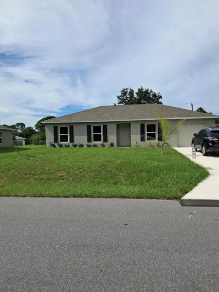 141 Ferguson ST, Palm Bay, FL 32909