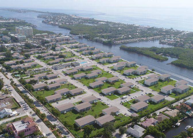 Boynton Beach, FL 33435,350 E Horizons 206