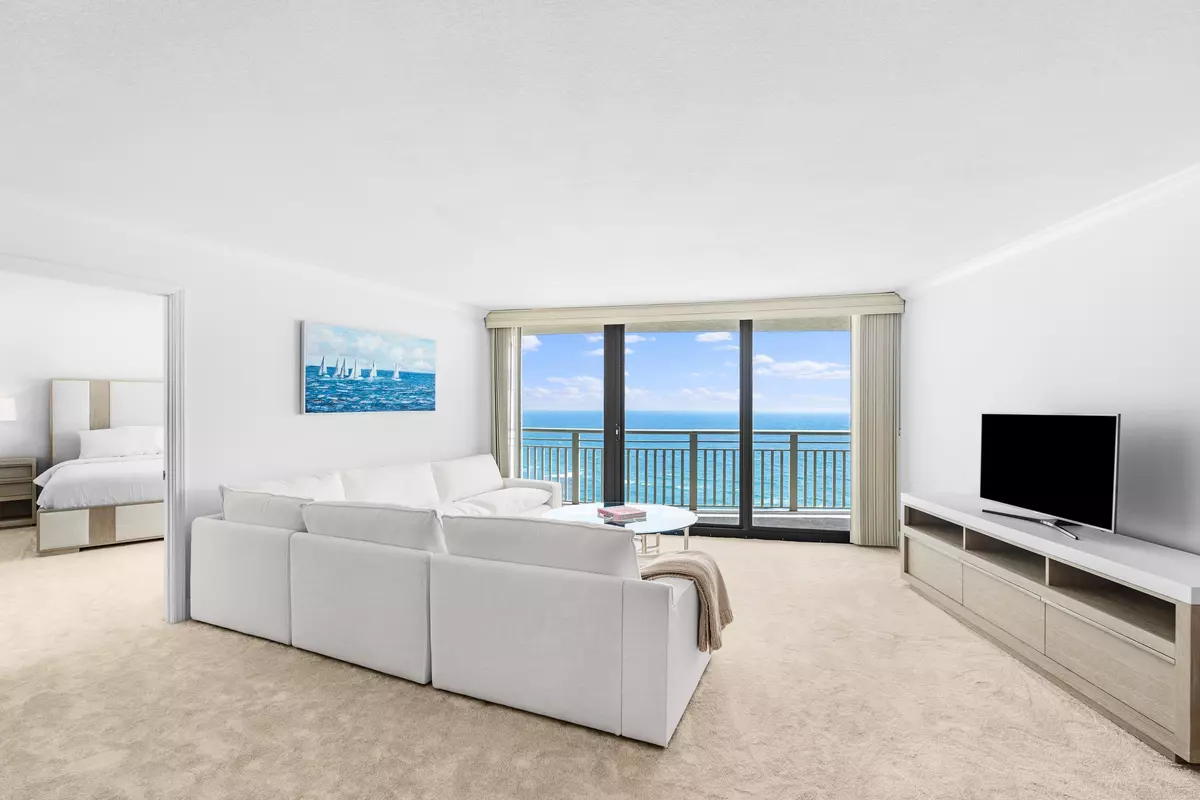 Singer Island, FL 33404,3000 N Ocean DR 28-E