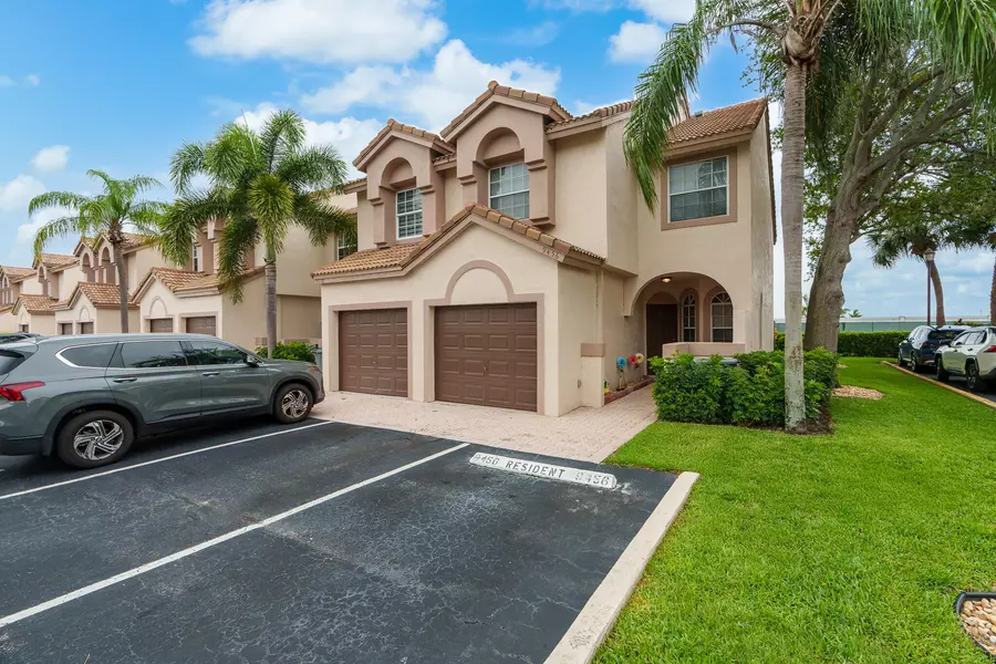 9456 Boca River CIR, Boca Raton, FL 33434