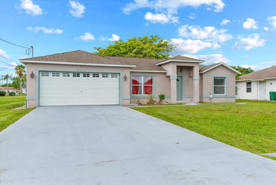 2234 SE Friendship ST, Port Saint Lucie, FL 34952