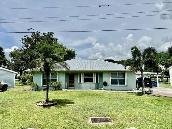 2937 SE 37th AVE,  Okeechobee,  FL 34974