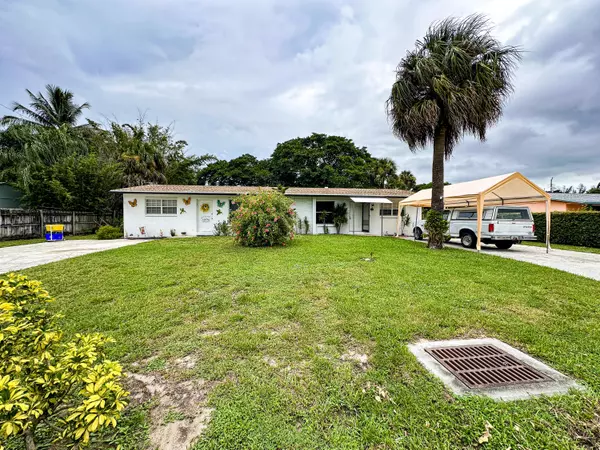 9209 Sun CT, Palm Beach Gardens, FL 33403