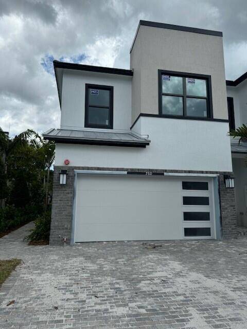 760 NW 82nd TER,  Plantation,  FL 33324