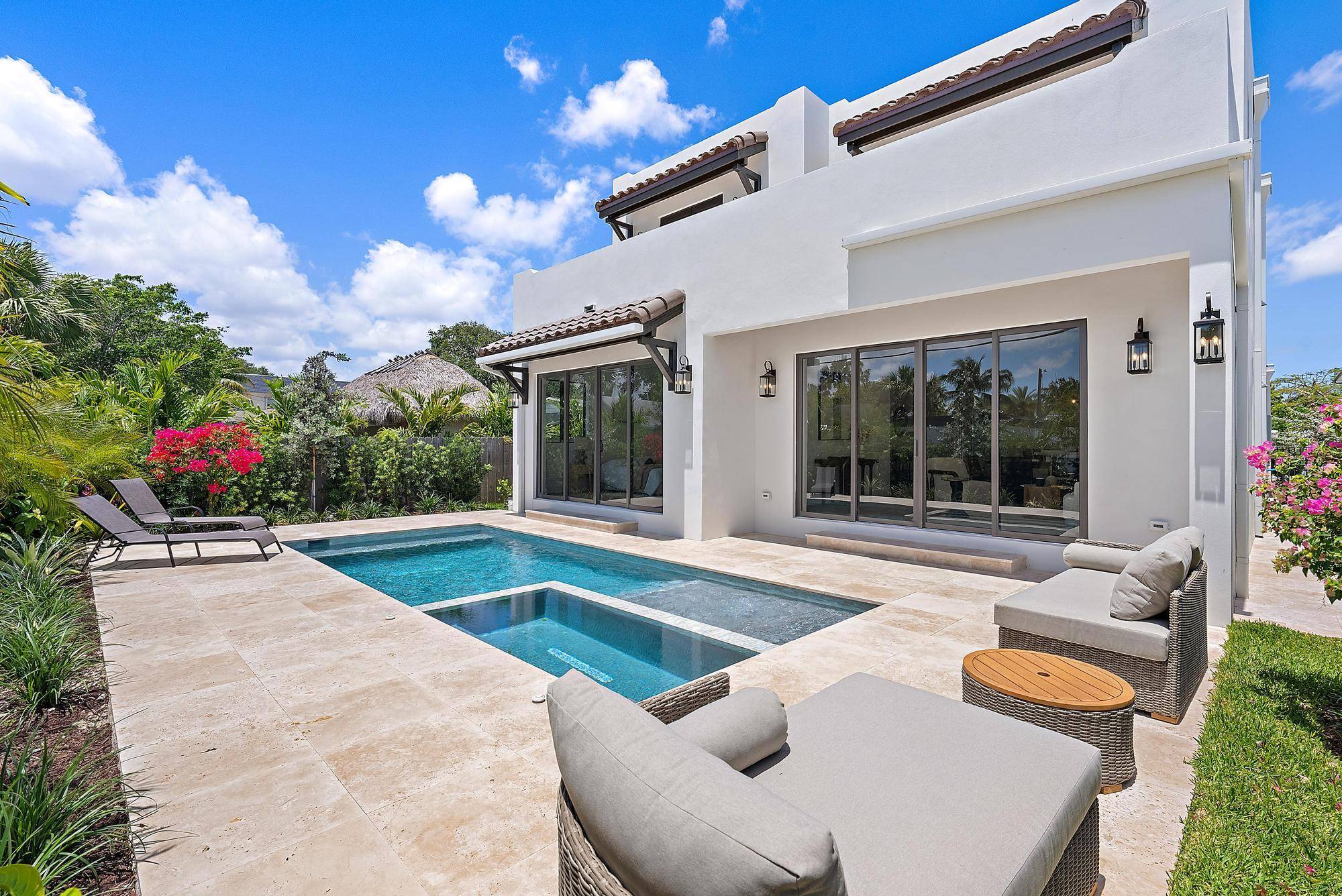 Delray Beach, FL 33444,226 NE 11th ST