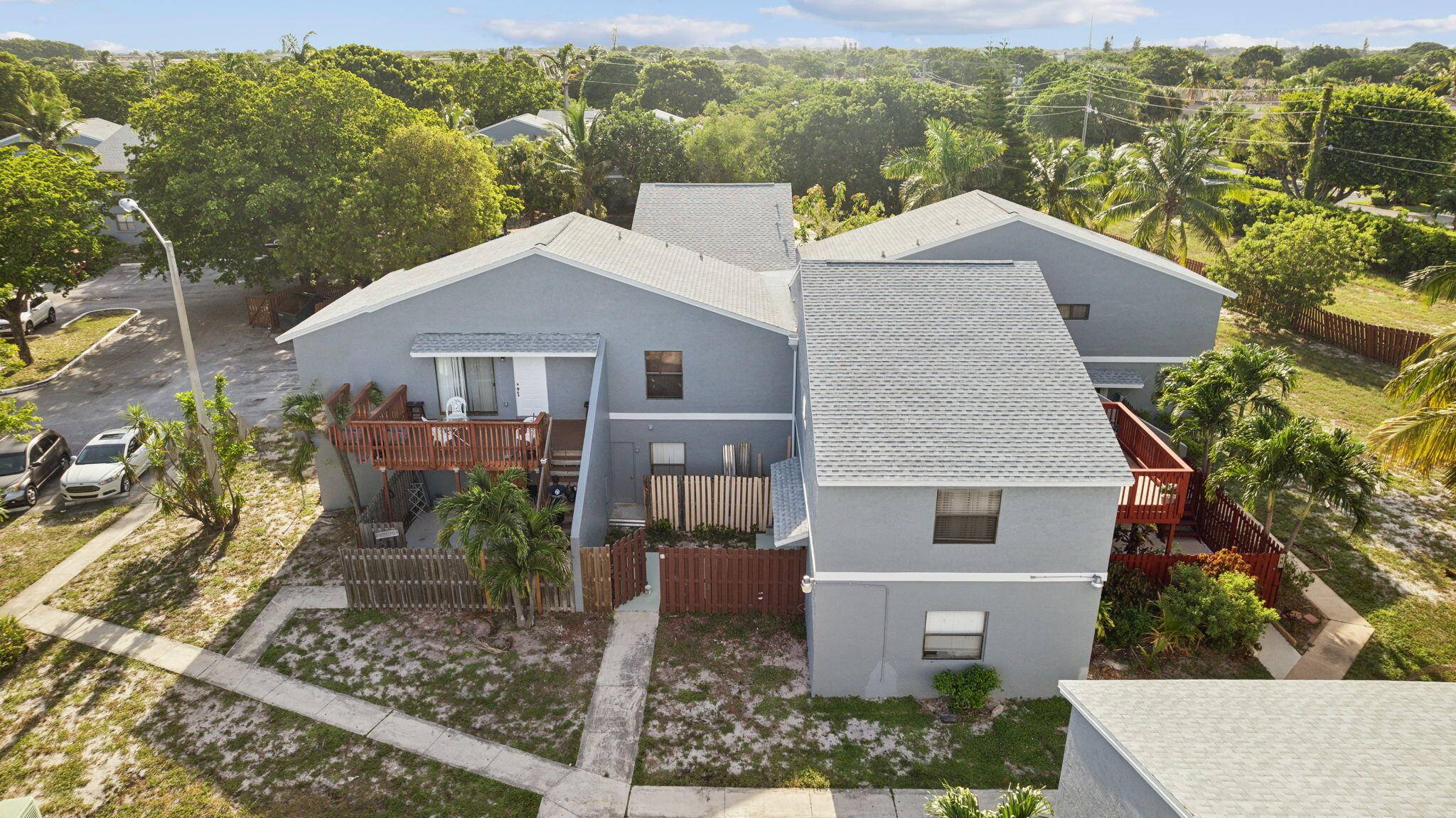 4 Crossings CIR D, Boynton Beach, FL 33435